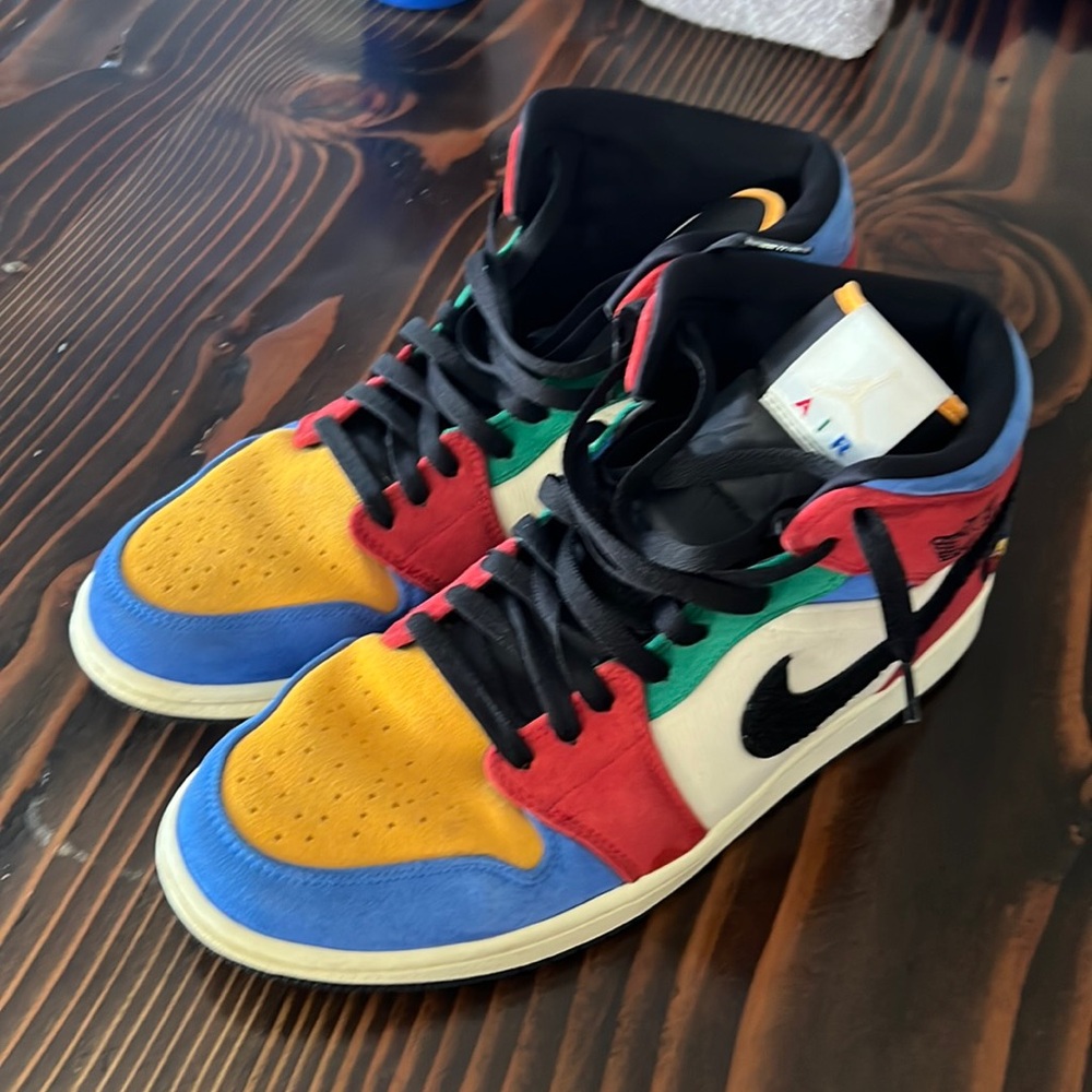 Nike jordan 1 mid fearless